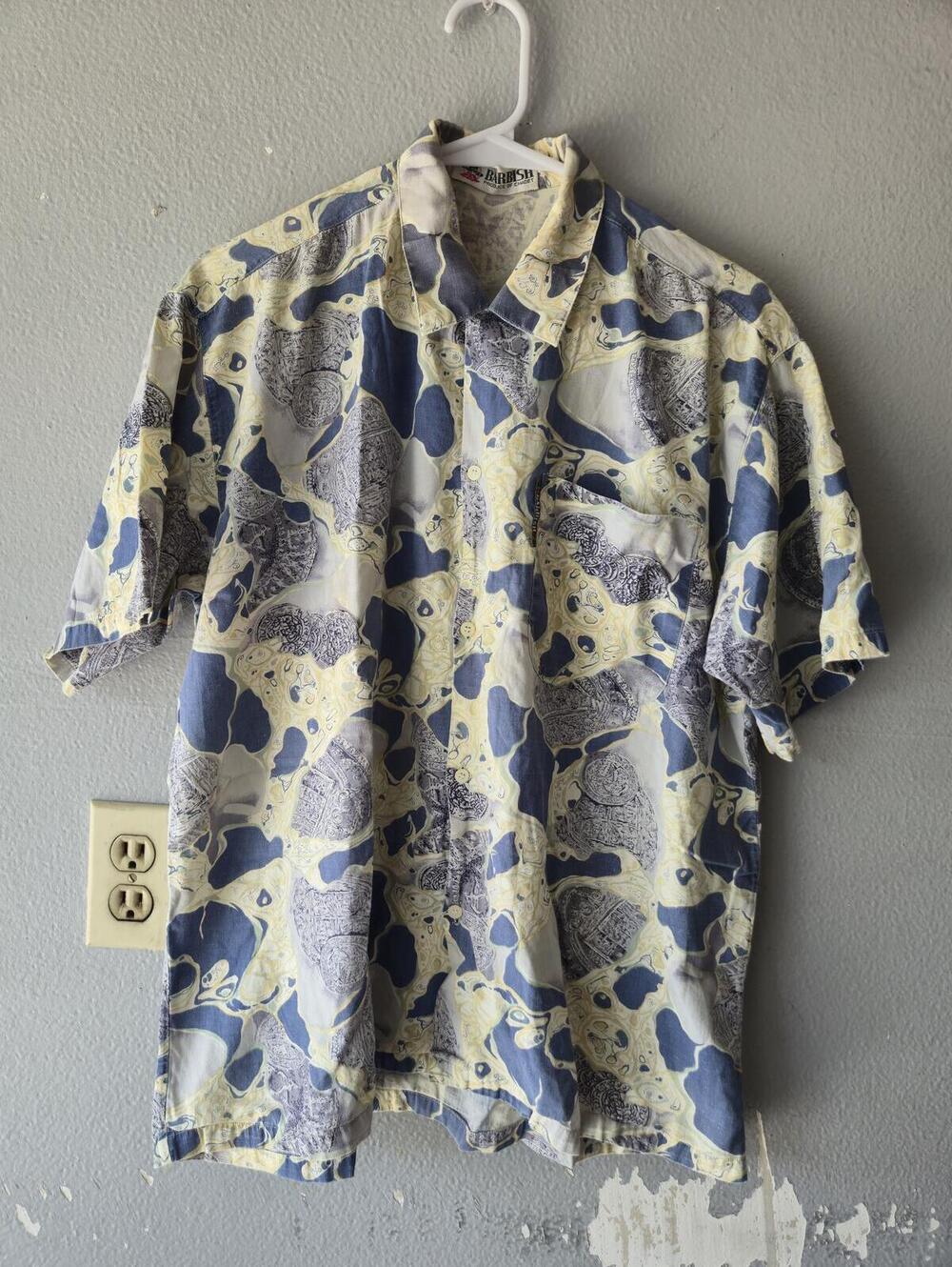 Barbish 1990s Vintage Abstract Pattern Short Sleeve Hawaiian Button Up Shirt